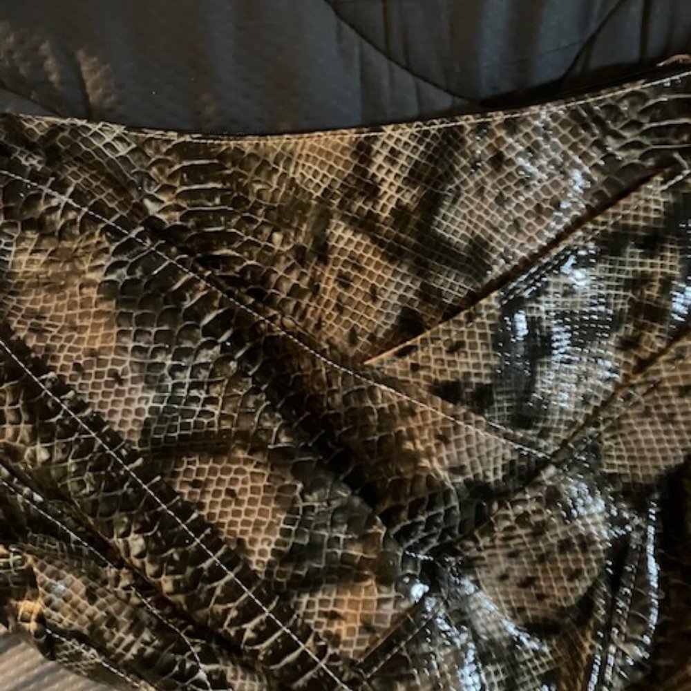 Nice Leopard Print Genna de Rossi Purse